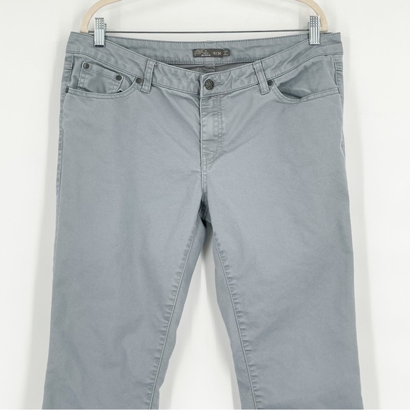 Prana Blue Gray Raw Hem Straight Leg Jeans Women’s Size 16 - Picture 3 of 10